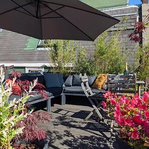 Storestay Damsquare Bed & Breakfast